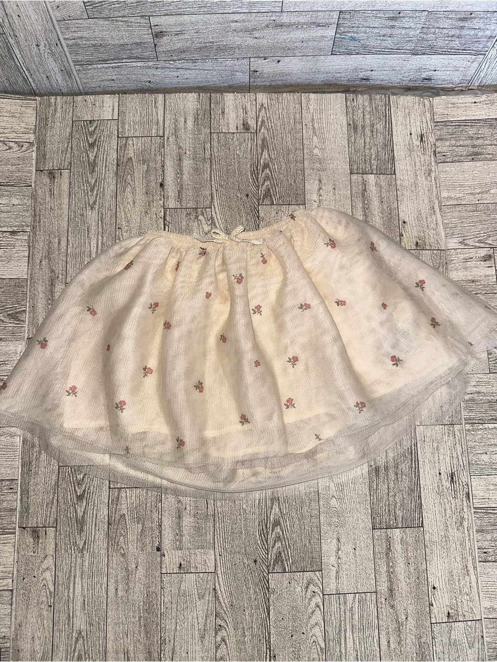 Old Navy Sheer Ivory Tulle Skirt with Pink Floral print size 2T